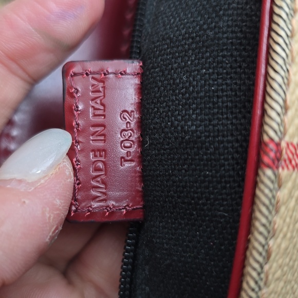 VINTAGE BURBERRY PURSE / Authetic - Picture 8 of 8